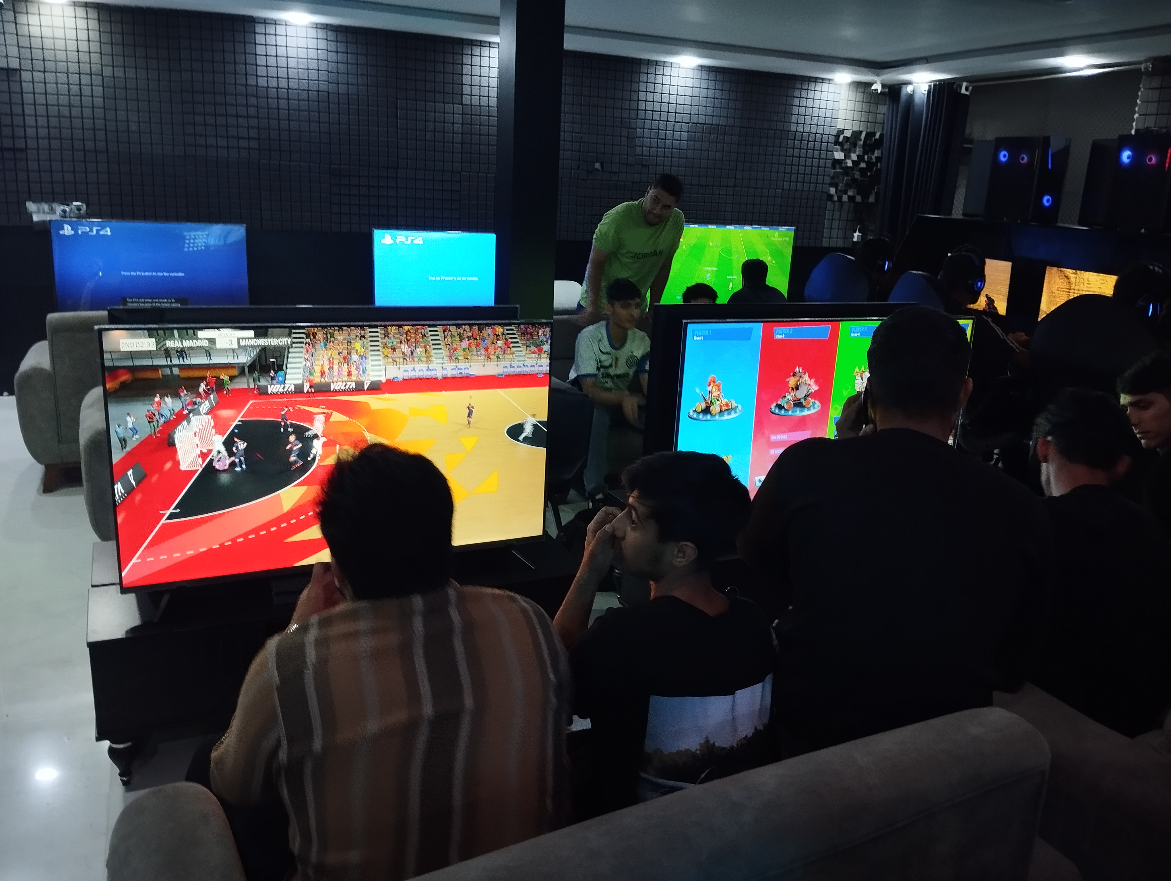 مسابقات pes 2024 - گیم سنتر گامرو